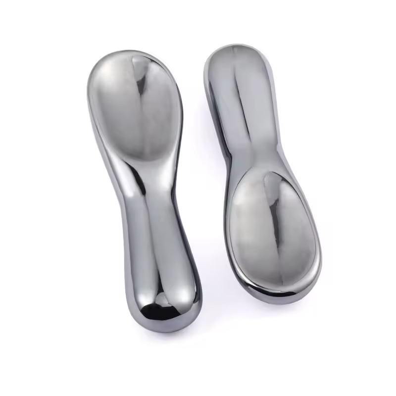 Anti-puff facial tool